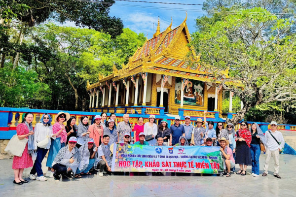 Hành trình khám phá bản sắc văn hóa miền Tây của các nghiên cứu sinh Du lịch học