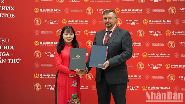 Sinh viên, giảng viên VNU-USSH có nhiều cơ hội nhận học bổng từ ĐH Quốc gia Quan hệ Quốc tế Moskva
