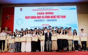 Giải thưởng NCKH SV: “Ngọn đuốc xanh” trên hành trình học tập của sinh viên VNU-USSH