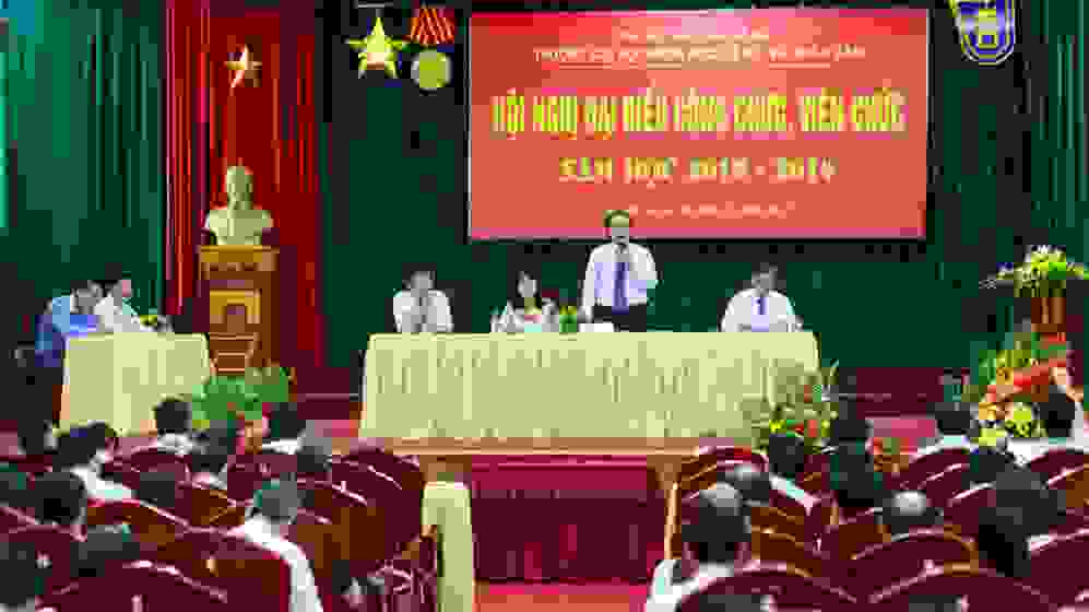 [Video] Hội nghị công chức, viên chức năm 2013