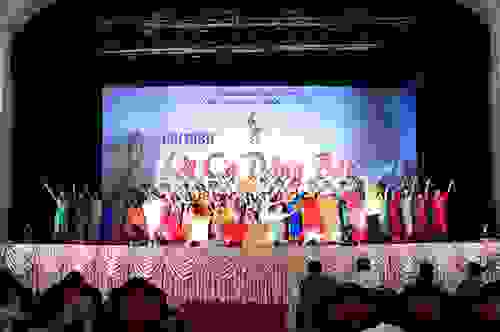 Hội diễn văn nghệ “Lời ca dâng Bác” năm 2016