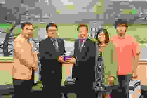 Tiếp và làm việc với Đại sứ Philipines tại Việt Nam