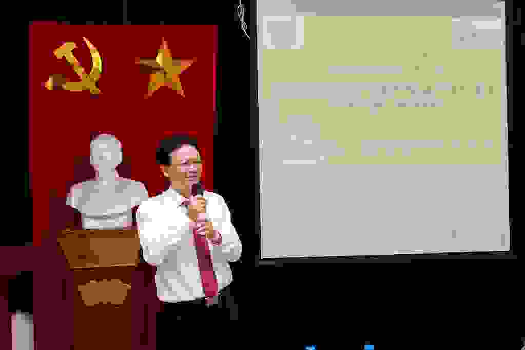 Đoàn giáo viên người Việt tại nước ngoài trao đổi kinh nghiệm tại Khoa Việt Nam học và Tiếng Việt