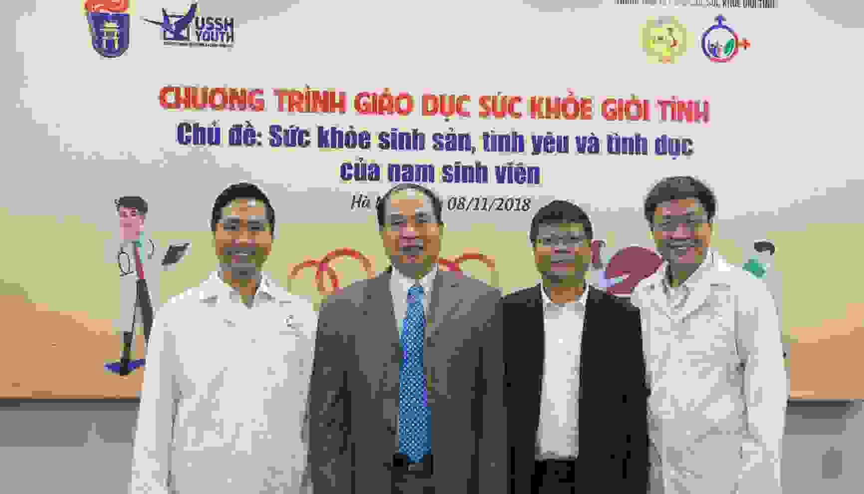 Tọa đàm tư vấn giáo dục sức khỏe giới tính nam