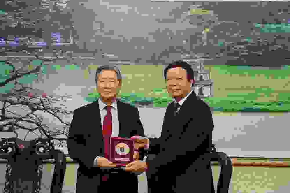 Tiếp đón Hội Lịch sử và Hòa bình ở Đông Á (Hàn Quốc)