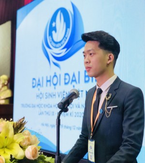 Nam sinh ĐH Quốc gia Hà Nội tốt nghiệp loại Giỏi cùng lúc 2 ngành học