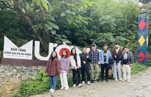 Những trải nghiệm thú vị trong chuyến thực tế tại Hòa Bình của sinh viên quốc tế Khoa Việt Nam học và Tiếng Việt, trường ĐHKHXH&NV