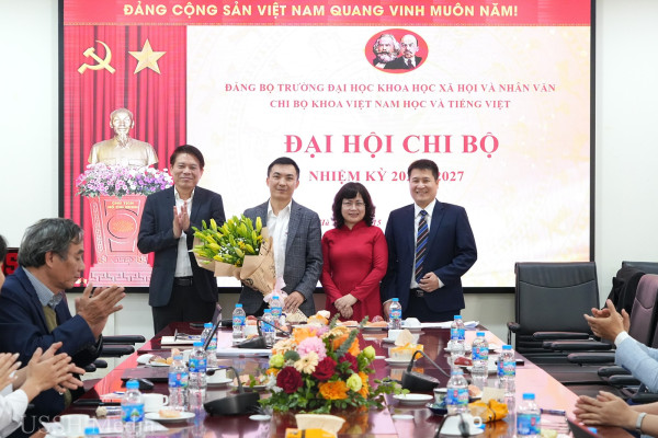 Đại hội Chi bộ Khoa Việt Nam học và Tiếng Việt: Tự chủ - Sáng tạo - Đặc sắc