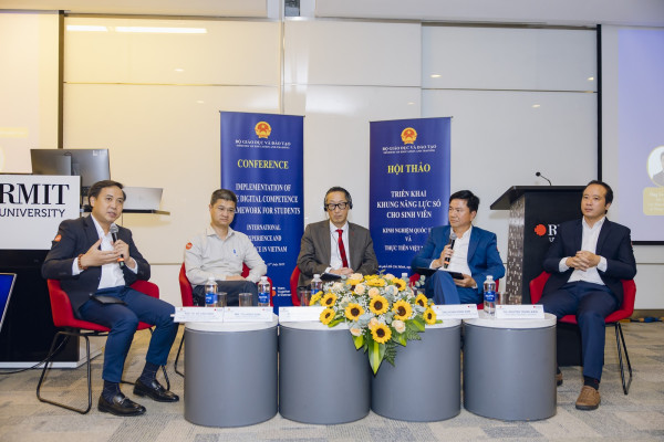 USSH đồng hành cùng Bộ GD&ĐT xây dựng và hướng dẫn triển khai Thông tư 02 về Khung năng lực số cho người học
