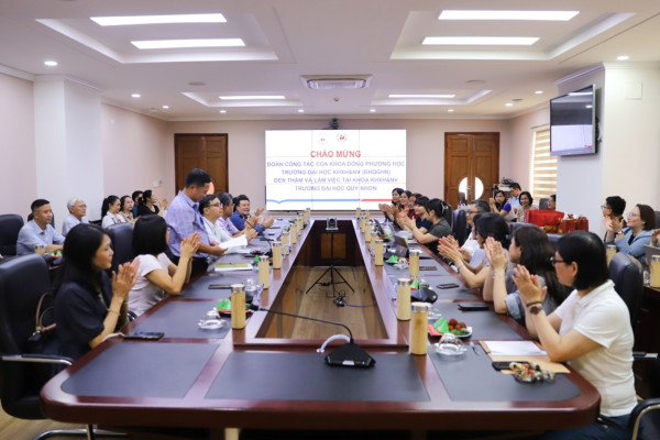 Tăng cường hợp tác giữa Khoa Đông phương học và khoa Khoa học Xã hội và Nhân văn (Trường Đại học Quy Nhơn)