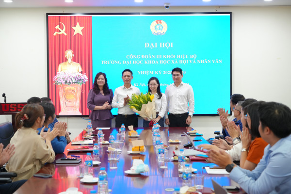 Công đoàn III khối Hiệu bộ Trường ĐHKHXH&NV tổ chức Đại hội công đoàn nhiệm kì 2025-2030