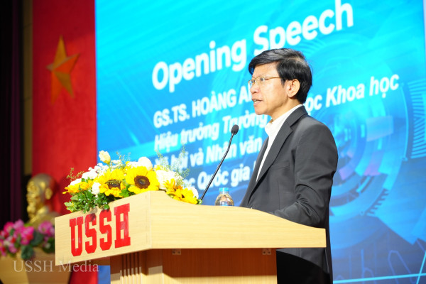 GS.TS Hoàng Anh Tuấn: Giáo dục không thể quay lưng với AI, nhưng đừng để bị lệ thuộc!