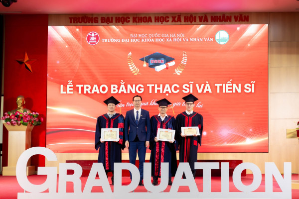 Tự hào về danh xưng học viên, nghiên cứu sinh Trường Đại học Khoa học Xã hội và Nhân văn