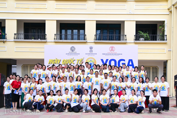 International Day of Yoga: Hợp nhất Tâm thân – Gắn kết Nhân văn