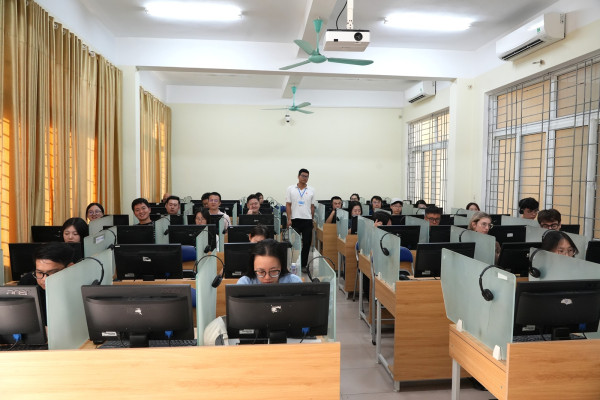 Kỳ thi Đánh giá năng lực tiếng Việt tại VNU-USSH ngày càng thu hút thí sinh quốc tế