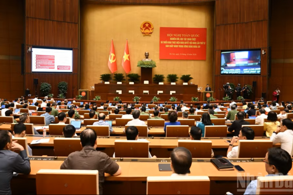 Hội nghị toàn quốc nghiên cứu, học tập, quán triệt và triển khai thực hiện Nghị quyết Hội nghị lần thứ tư Ban Chấp hành Trung ương Đảng khóa XIV