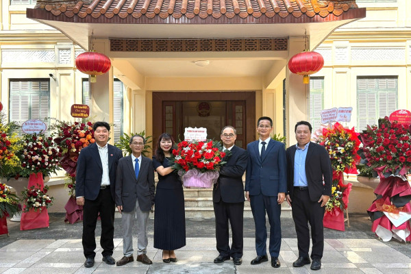 Tăng cường mối quan hệ hợp tác khoa học, ngoại giao giữa Trường ĐH KHXH&NV và  Đại sứ quán Trung Quốc