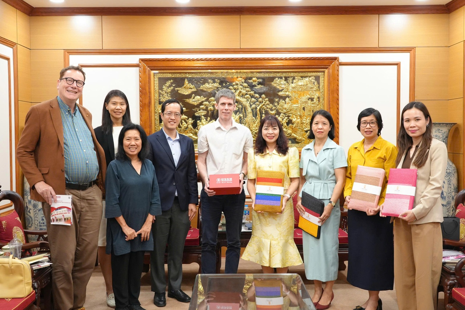 Trường ĐH KHXH&NV và Đại học Chulalongkon (Thái Lan) phát triển hợp tác toàn diện