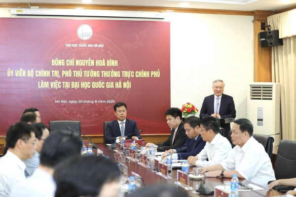 (TTXVN) Phó Thủ tướng Nguyễn Hoà Bình: Đại học Quốc gia Hà Nội “đi tắt đón đầu” đổi mới sáng tạo