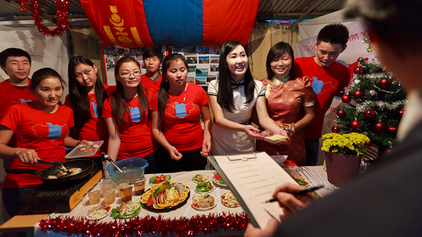 Ngày Văn hoá Quốc tế ở Khoa Việt Nam học và Tiếng Việt