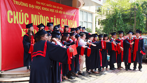 Khoá QH-2008-X: tỉ lệ tốt nghiệp đạt 84,79%