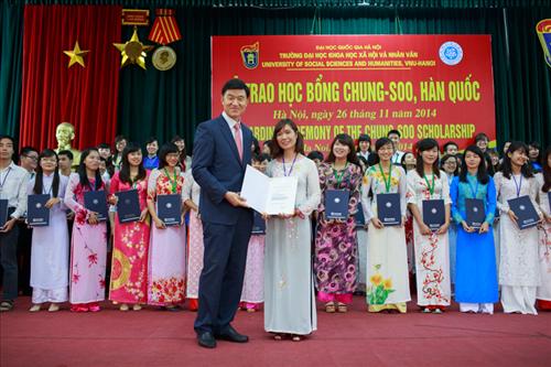 80 sinh viên nhận học bổng Chung-Soo năm học 2014-2015