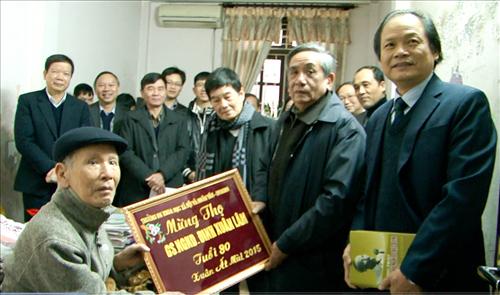 Mừng GS.NGND Đinh Xuân Lâm đại thọ tuổi 90
