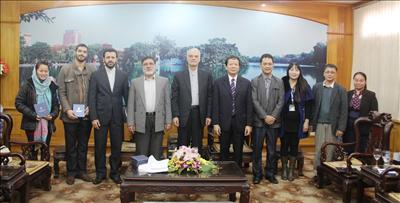 Meeting with former Ambassador of Iran to Vietnam