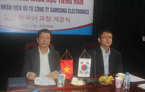 Trường ĐHKHXH&NV đào tạo tiếng Hàn cho nhân viên Samsung