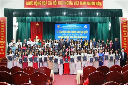 80 sinh viên được nhận học bổng Chung – Soo năm 2015-2016