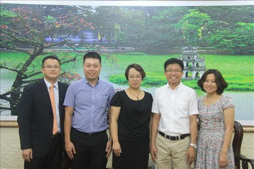 Thúc đẩy hợp tác với Học viện Hạ Châu (Trung Quốc)