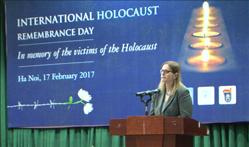 Tổ chức tưởng niệm và chiếu phim nhân ngày tưởng niệm các nạn nhân của cuộc diệt chủng Holocaust