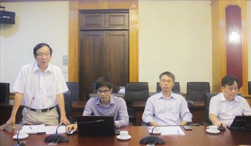 PGS.TS Trần Thị Minh Hòa làm việc với Đoàn đánh giá giám sát lần 2 ISO 9001: 2008