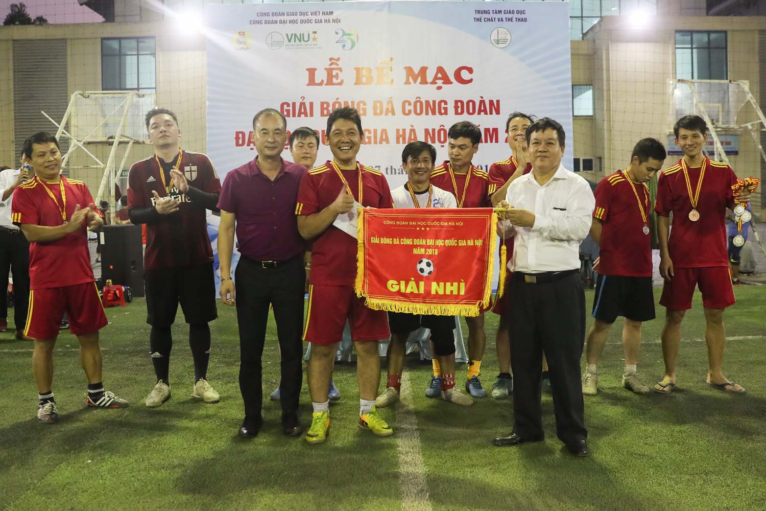 Nhân văn giành vị trí Á quân Giải Bóng đá Công đoàn ĐHQGHN 2018