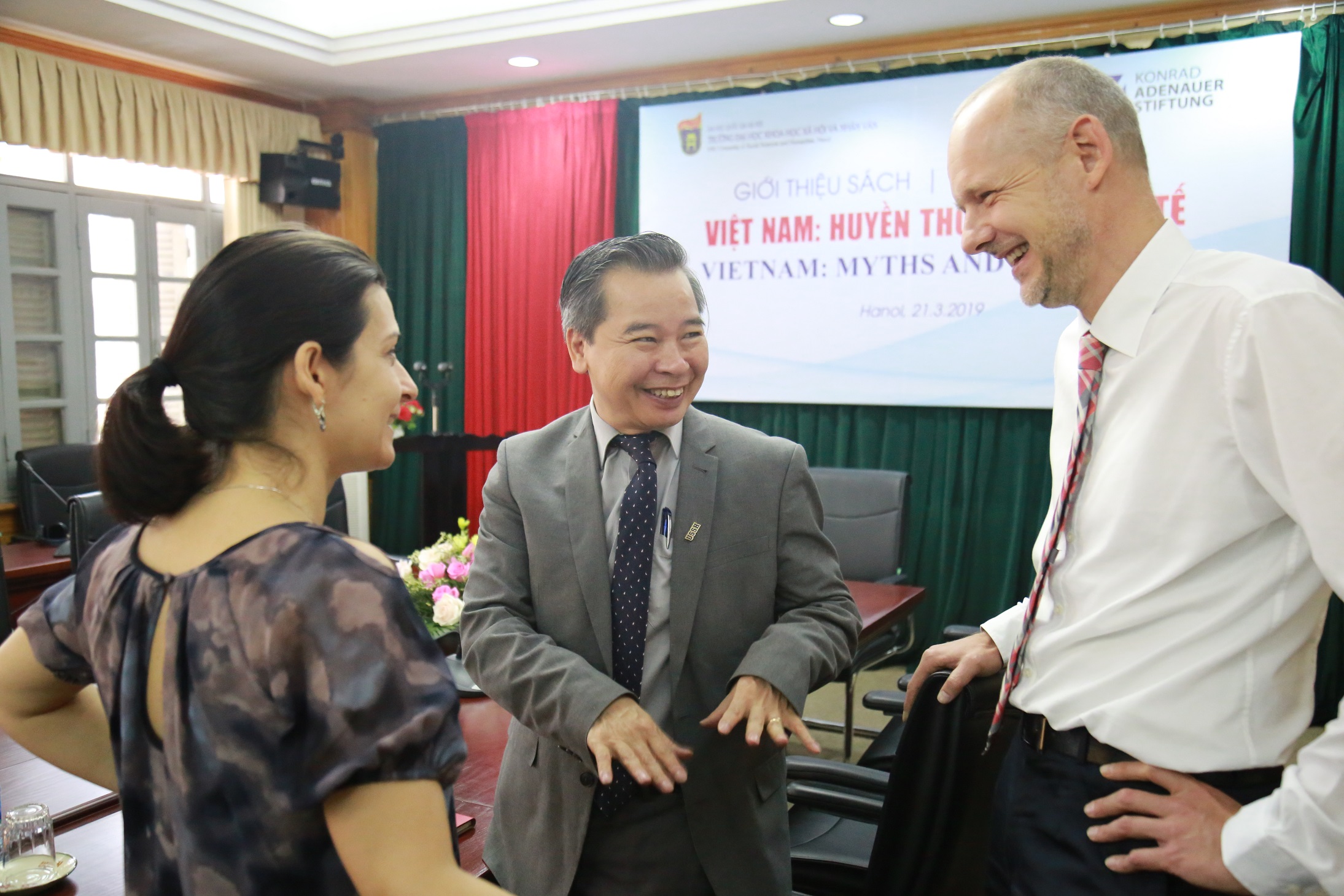 Nghiên cứu huyền thoại để hiểu hơn về xã hội Việt Nam