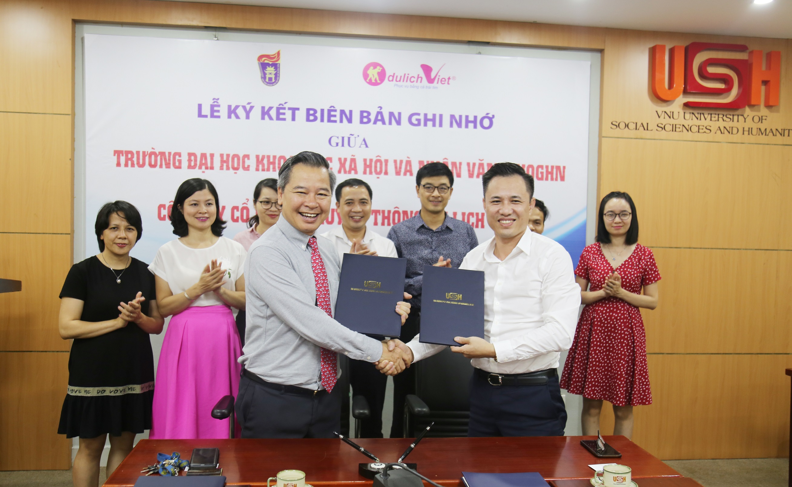 Signing official MOU with Vietmedia travel corporation