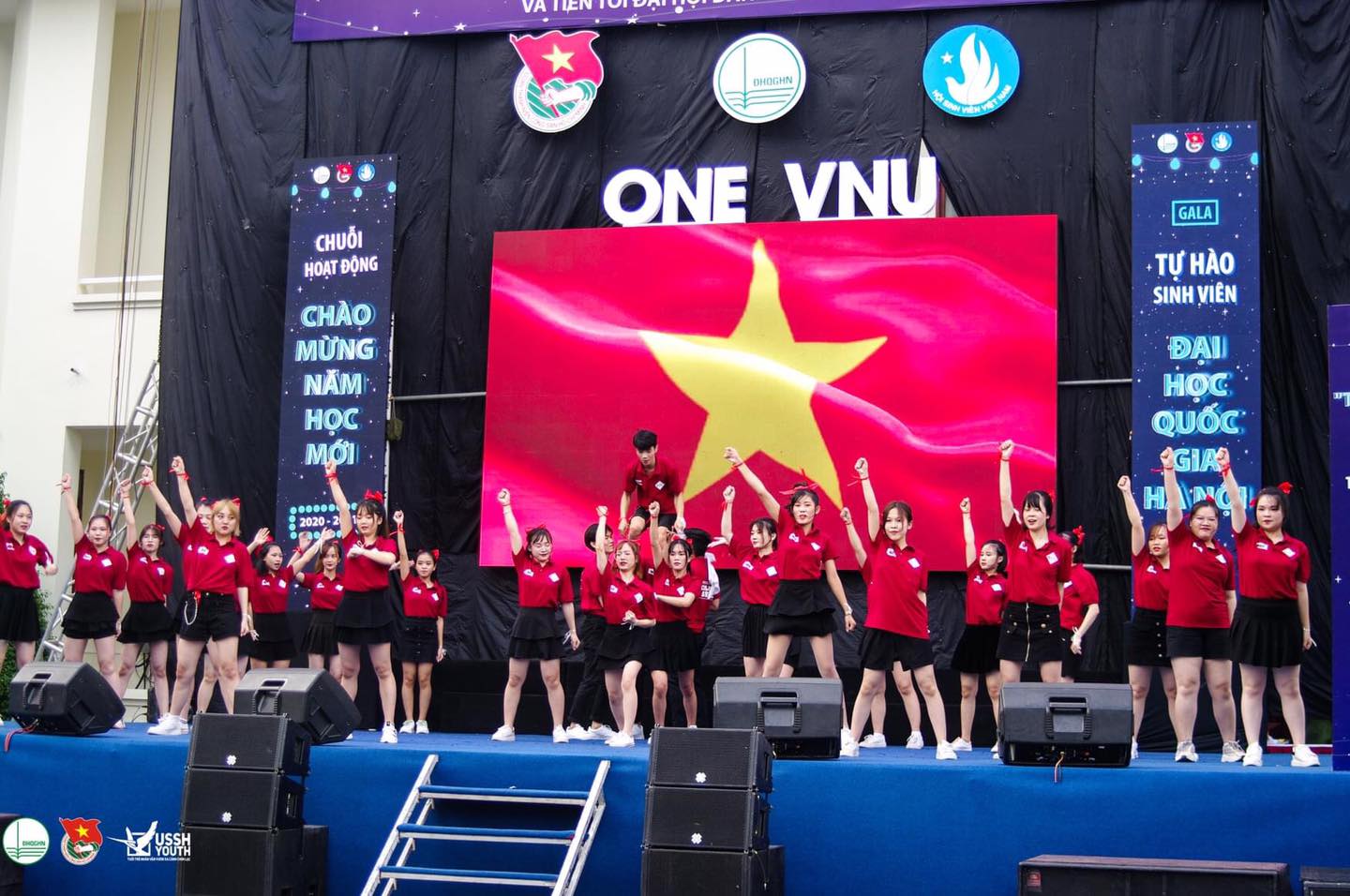 Đội Việt Nam học đạt giải Khuyến khích LH dân vũ 3