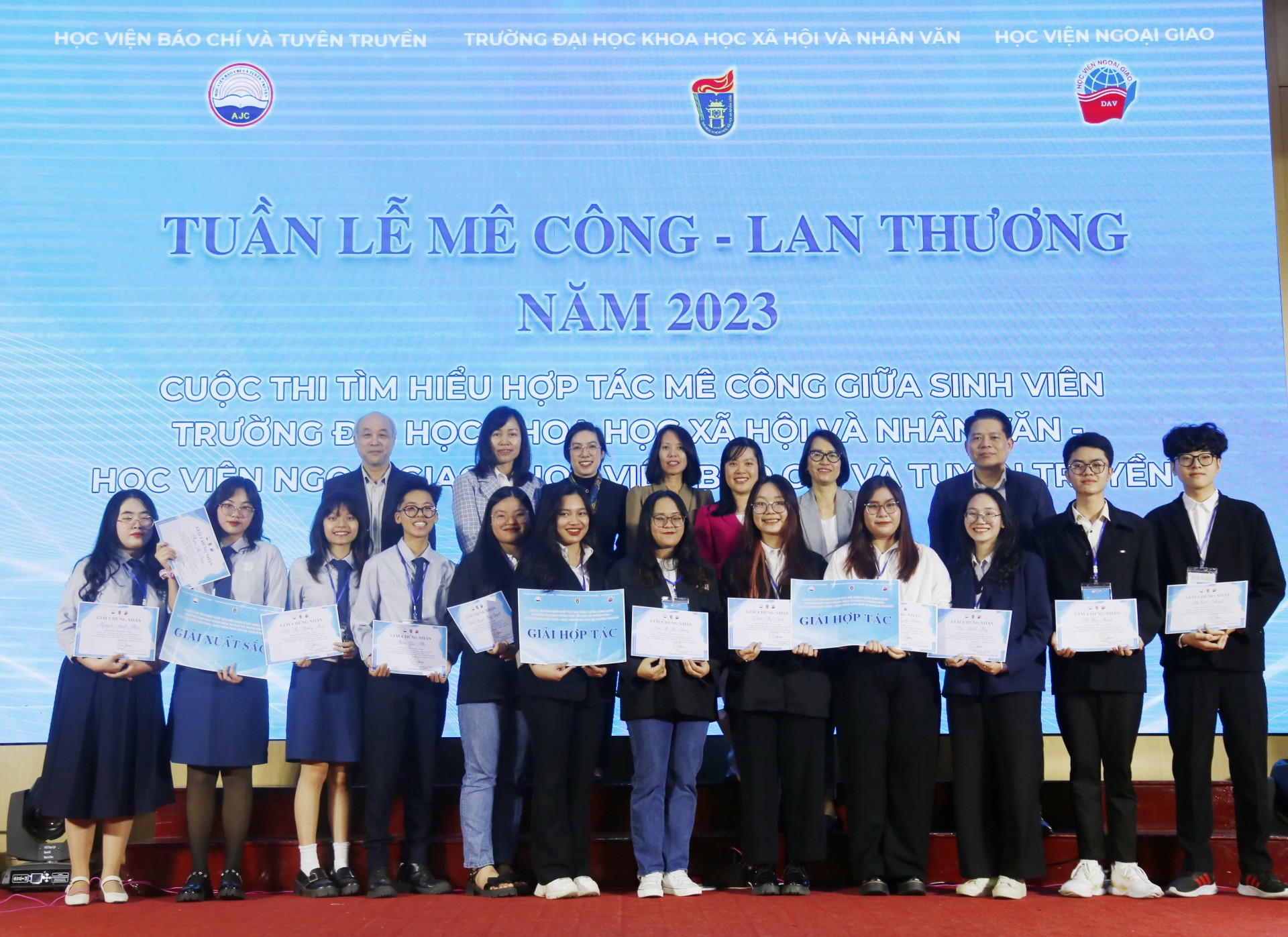 Trường ĐHKHXH&NV phối hợp tổ chức thành công cuộc thi "Tìm hiểu hợp tác Mê Công - Lan Thương"