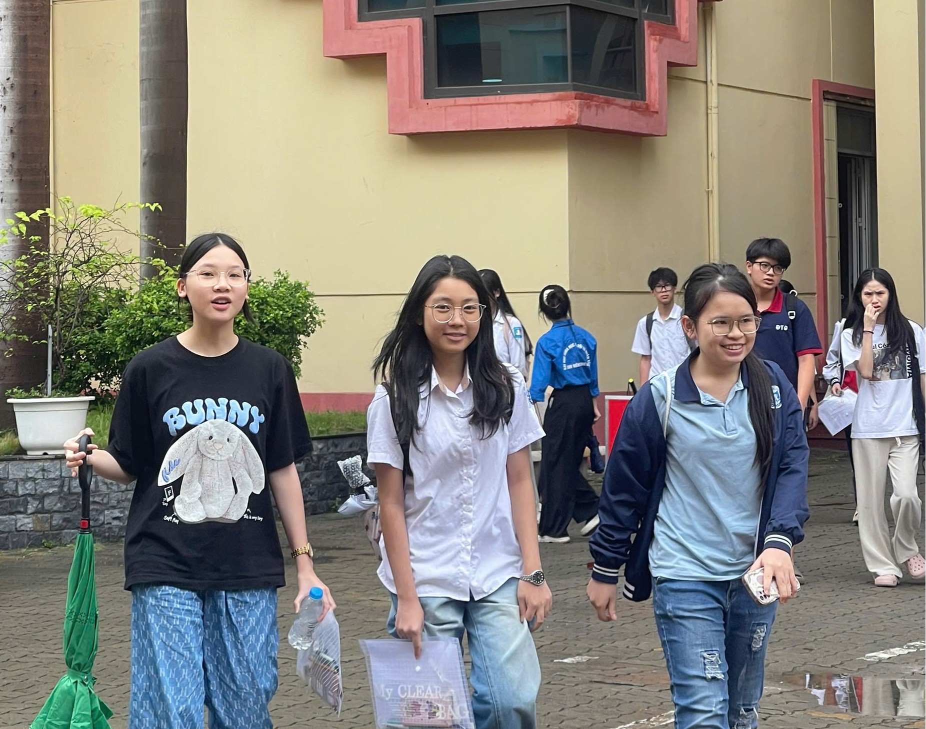 Thi vao 10 THPT Chuyen (18)