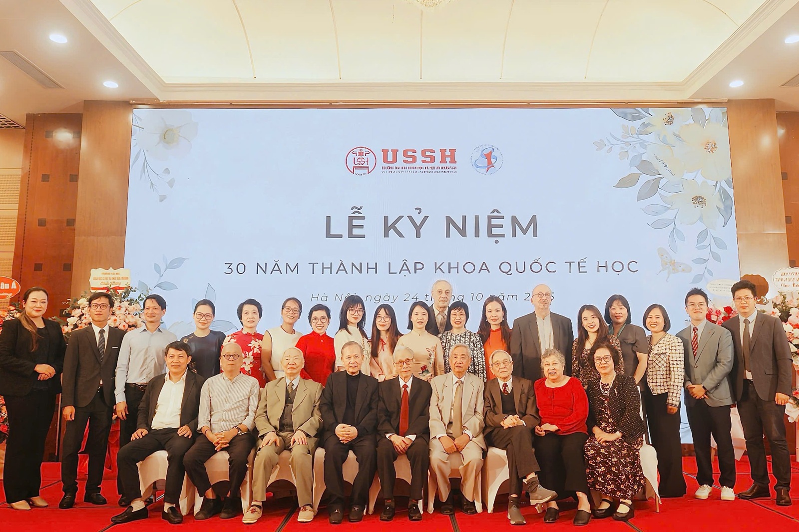 Lễ kỷ niệm 30 năm thành lập Khoa Quốc tế học: Cuộc hội ngộ đầy cảm xúc