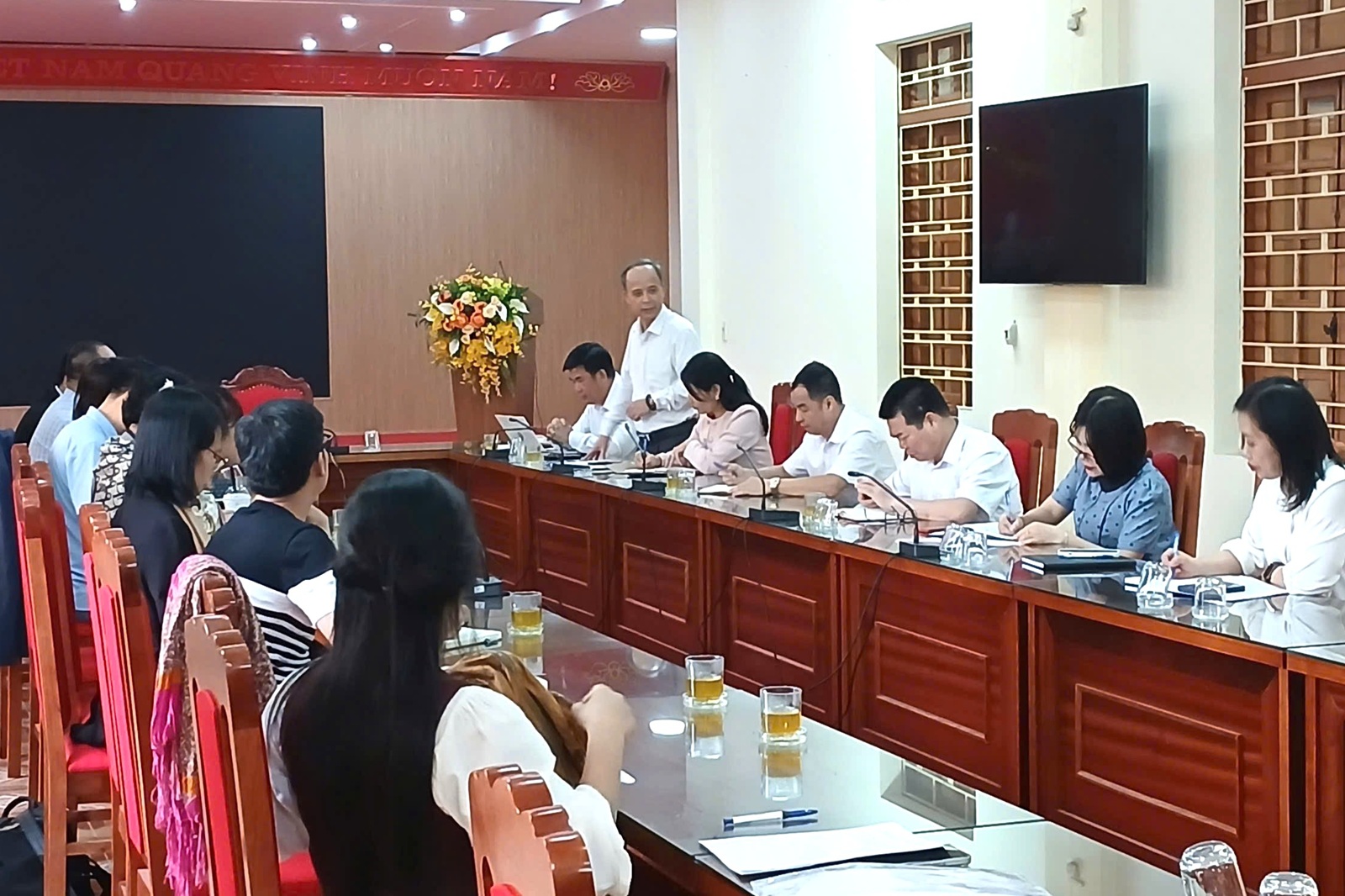 Trường ĐH KHXH&NV làm việc với Sở Dân tộc và Tôn giáo tỉnh Lào Cai về nguồn lực của tín ngưỡng, tôn giáo của tỉnh 