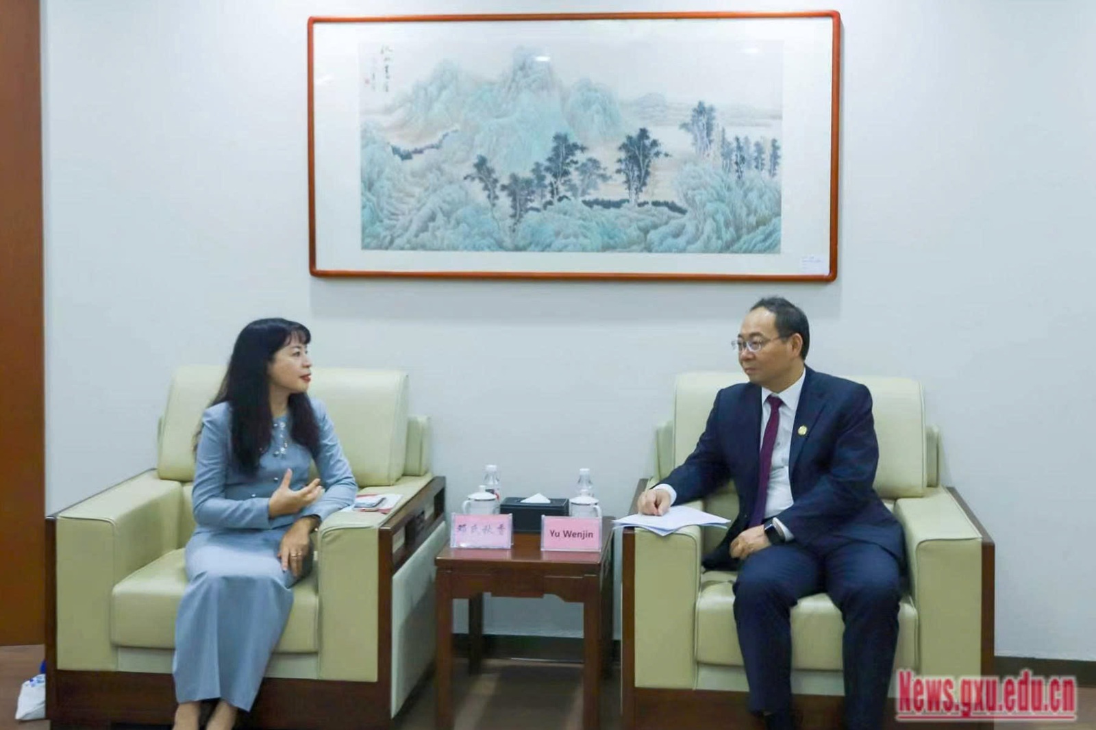VNU-USSH thúc đẩy hợp tác đào tạo, nghiên cứu với Đại học Quảng Tây